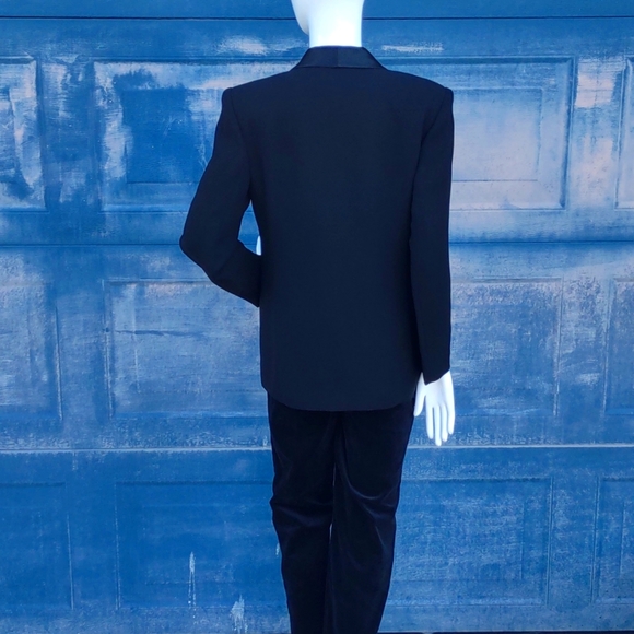 JONES NY PETITE LADIES BLACK DOUBLE BREASTED FORMAL TUXEDO BLAZER - Picture 9 of 17